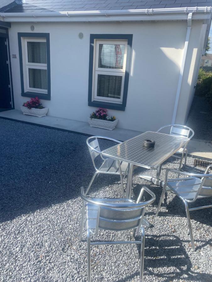 Hotel Racecourse View Listowel Exterior foto